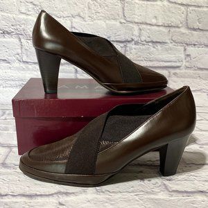 New AMALFI Rangoni Dress Pumps HEELS Brown Textured Italian LEATHER Retail $155